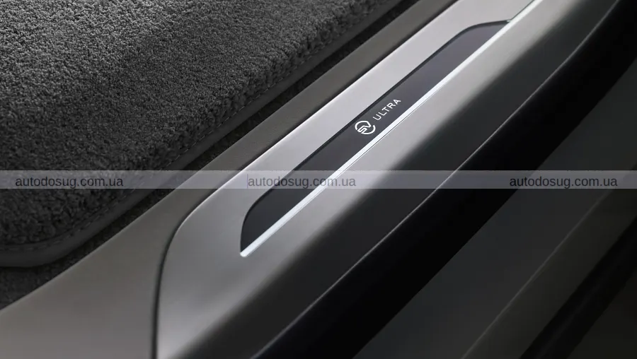 Range Rover SV Ultra вразив салоном без динаміків