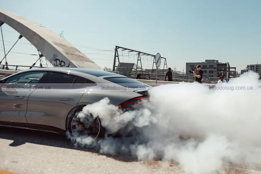 Ціни на електричний Mercedes-AMG GT здивували