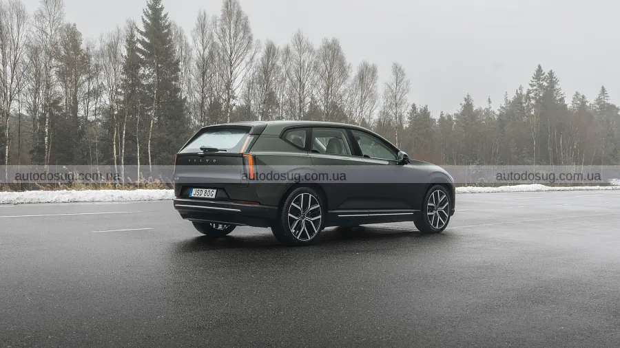 Volvo EX60 вийшов у США і вже приймає замовлення