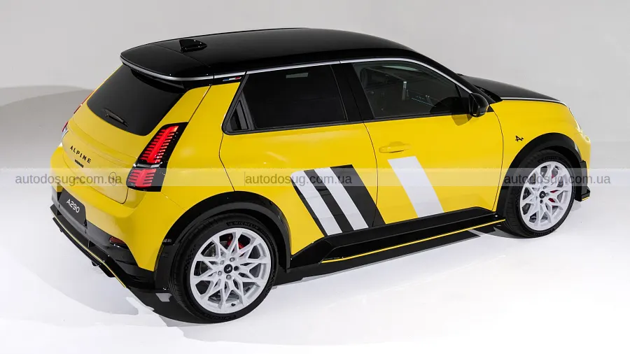 Alpine і Firefly зблизилися в ралійному стилі