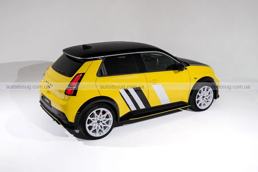 Alpine і Firefly зблизилися в ралійному стилі
