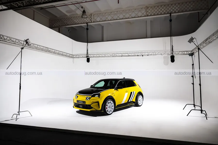 Alpine і Firefly зблизилися в ралійному стилі