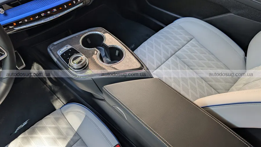 Cadillac Optiq-V дивує не лише швидкістю