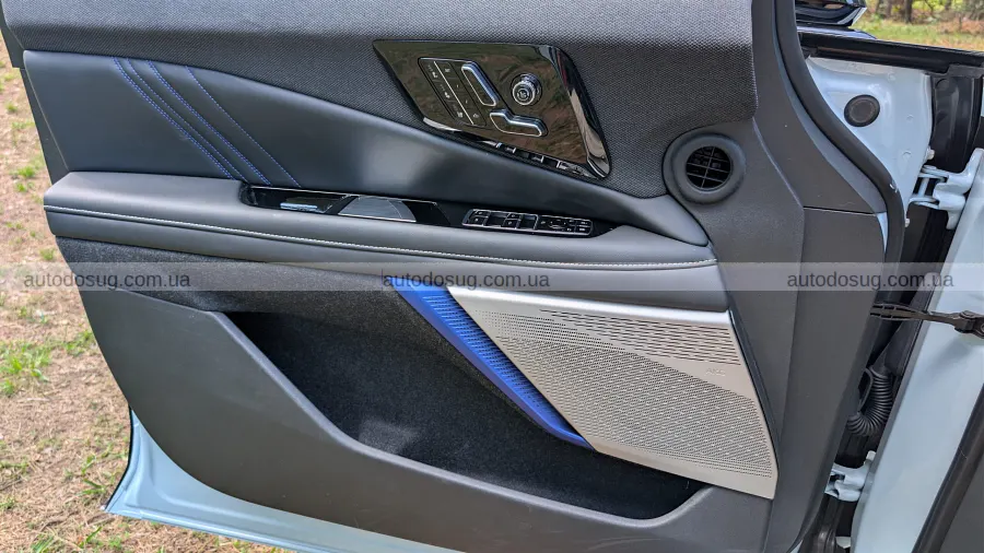 Cadillac Optiq-V дивує не лише швидкістю