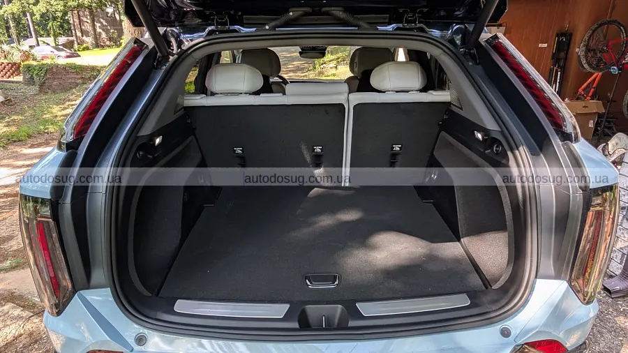 Cadillac Optiq-V дивує не лише швидкістю