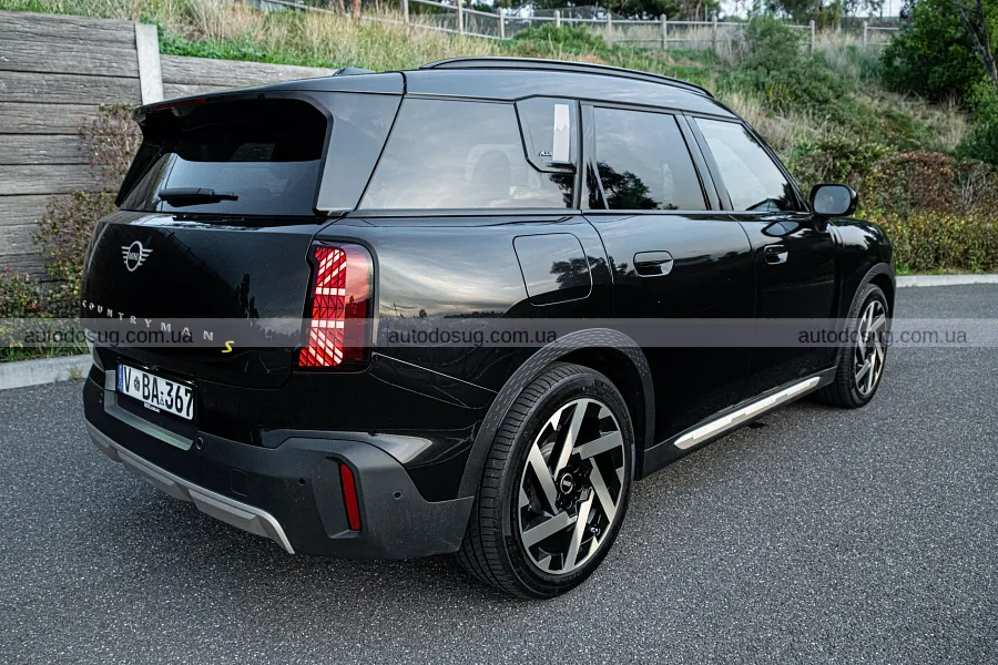 Електричний Mini Countryman здивував характером
