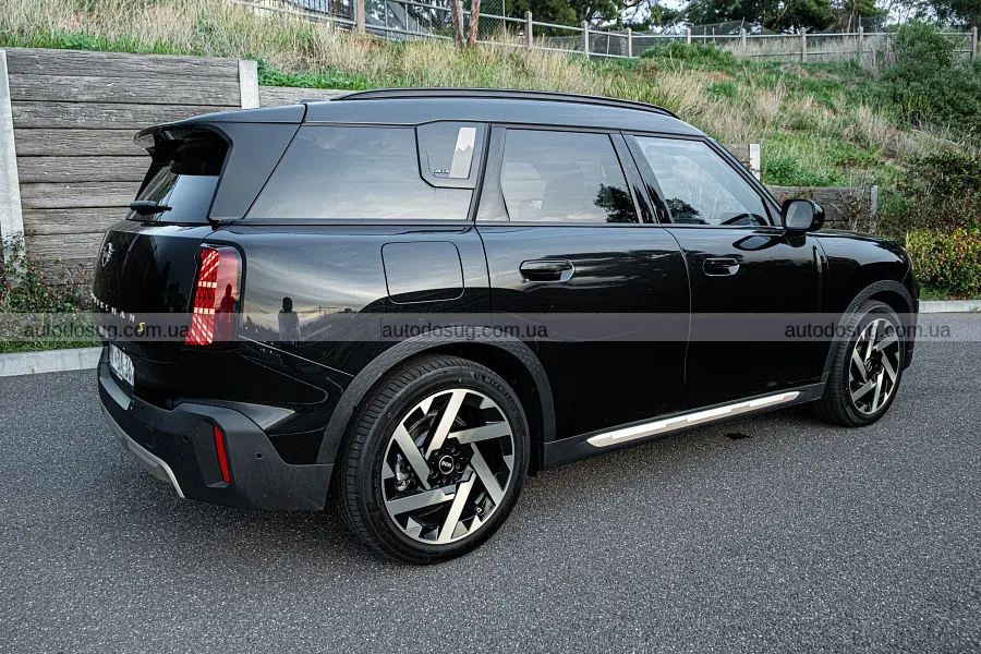Електричний Mini Countryman здивував характером