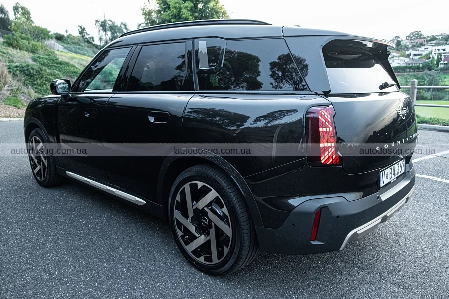 Електричний Mini Countryman здивував характером