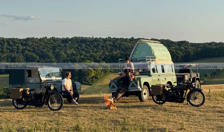 Гараж Момоа поповнили електричні Harley і Land Rover
