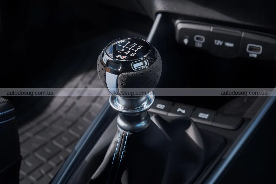 Hyundai i20 N отримав прощальну Shadow Edition