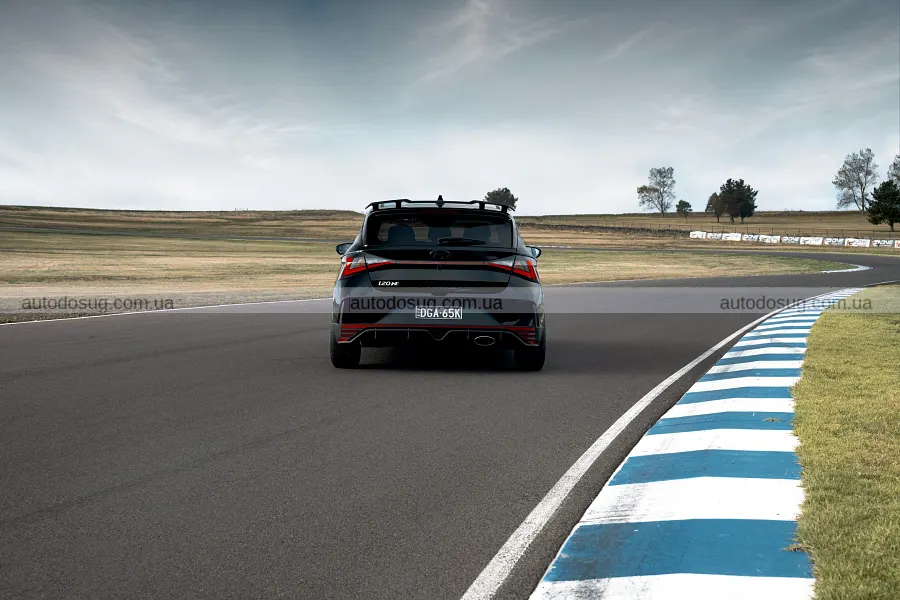 Hyundai i20 N отримав прощальну Shadow Edition