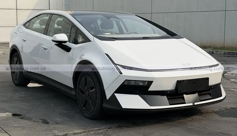 Hyundai розкрив запас ходу седана Ioniq V