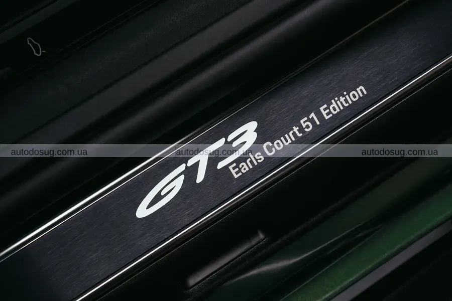 Ювілейний Porsche 911 GT3 отримав британський характер