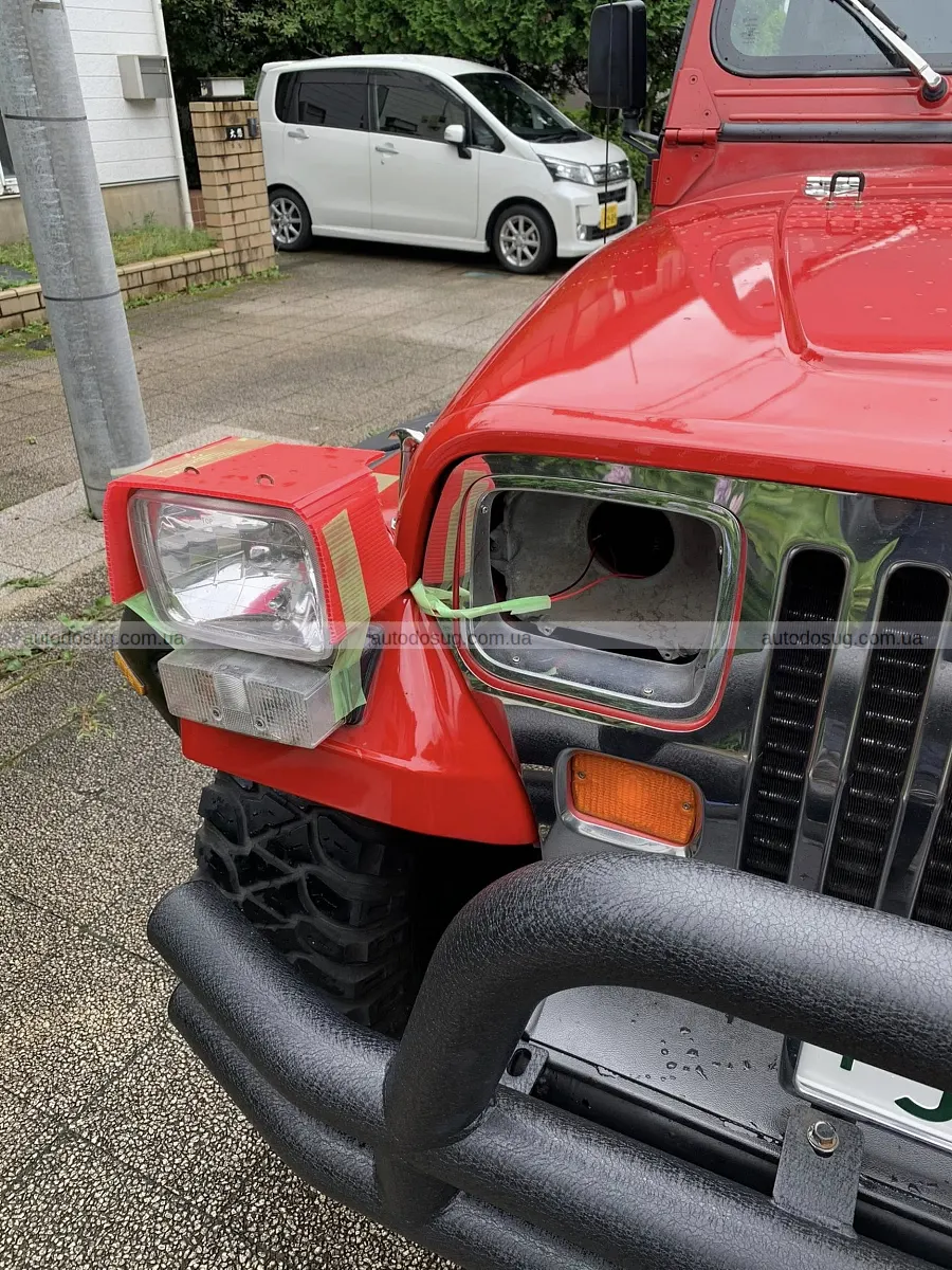 Jeep на картоні все ж пройшов техогляд у Японії