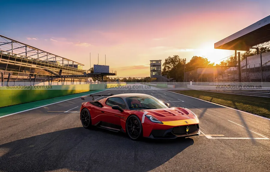Легендарна ліврея з 250F повернулася на Maserati