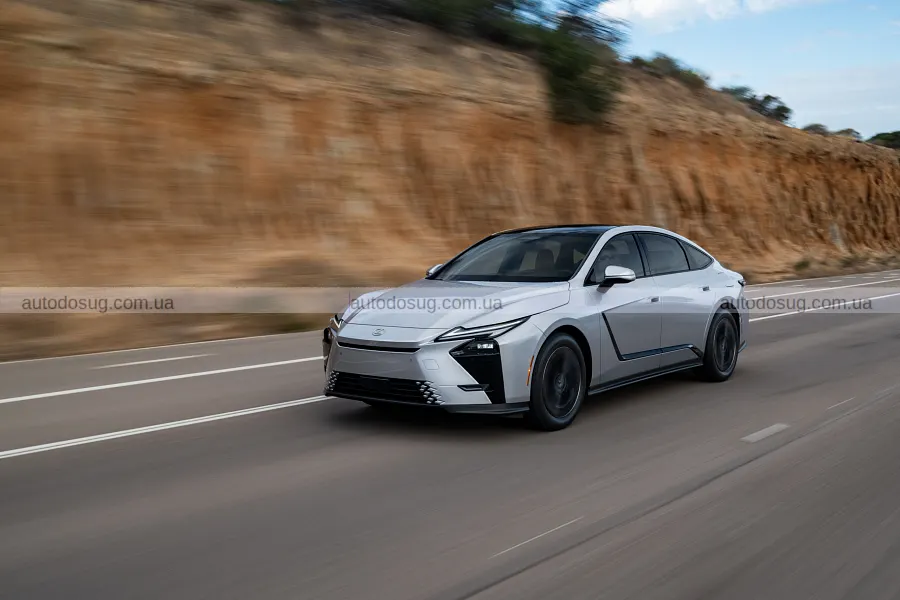 Lexus ES довго шукали баланс у підвісці