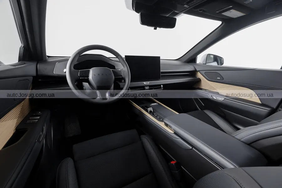 Lexus ES довго шукали баланс у підвісці