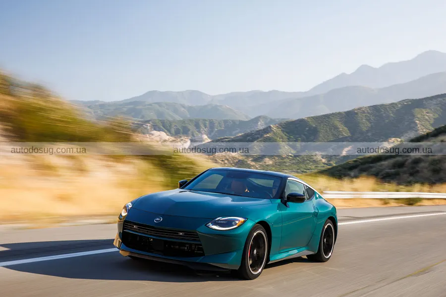 Nissan Z повернув у дизайн п’ять знаків минулого