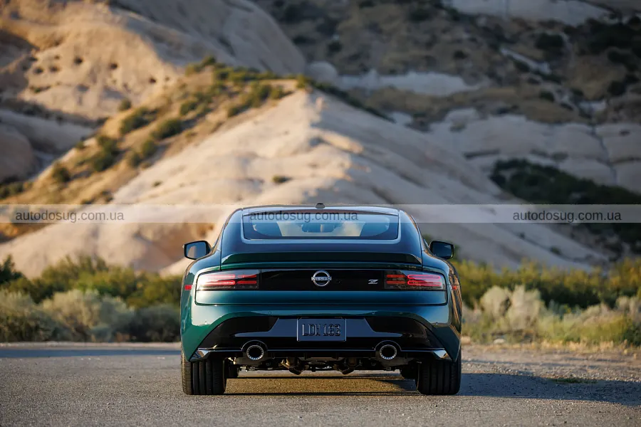 Nissan Z повернув у дизайн п’ять знаків минулого