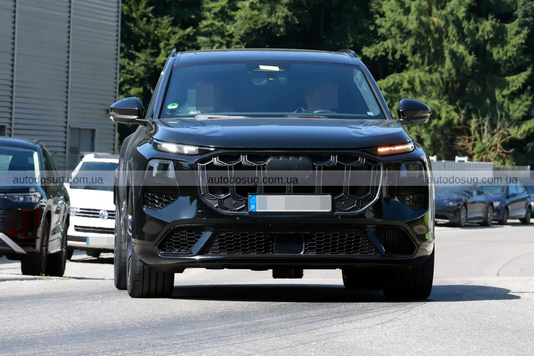 Новий Audi Q7 наблизився після 11 років паузи