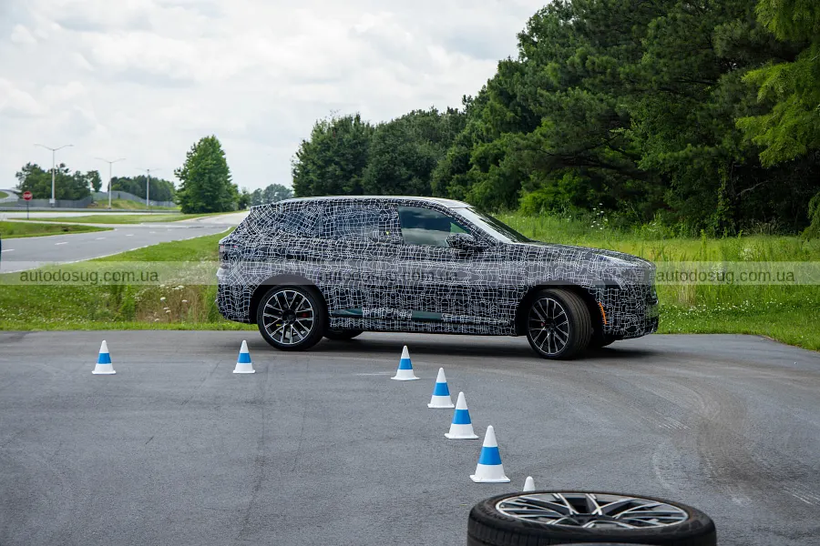 Новий BMW X5 отримає рекордну батарею і 570 к.с.