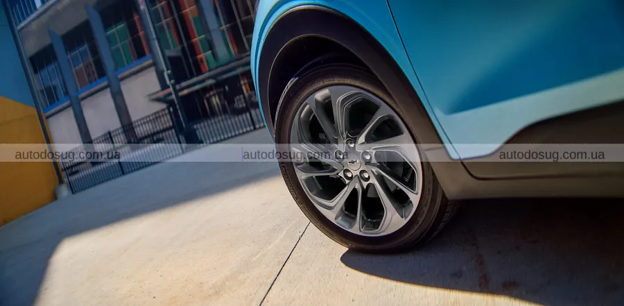 Новий Chevrolet Bolt збирають серіями по 30 авто