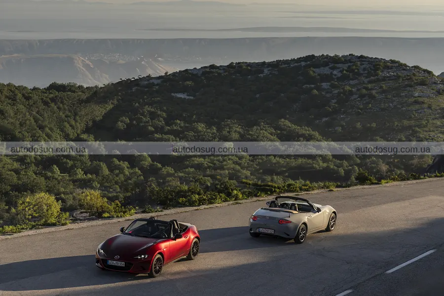 Оновлена Mazda MX-5 стала трохи жвавішою