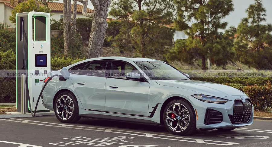 Попередження про батарею збило з пантелику власників BMW