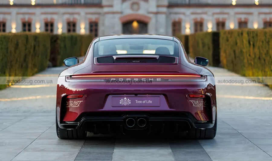 Porsche перетворила 911 GT3 на яскравий артоб’єкт