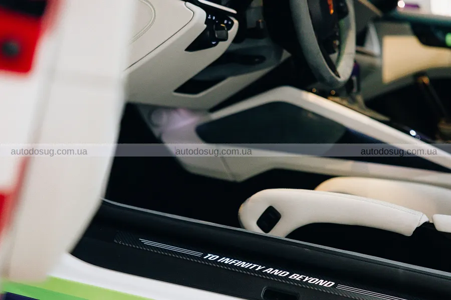 Porsche привезе на прем’єру три 911 з Toy Story 5