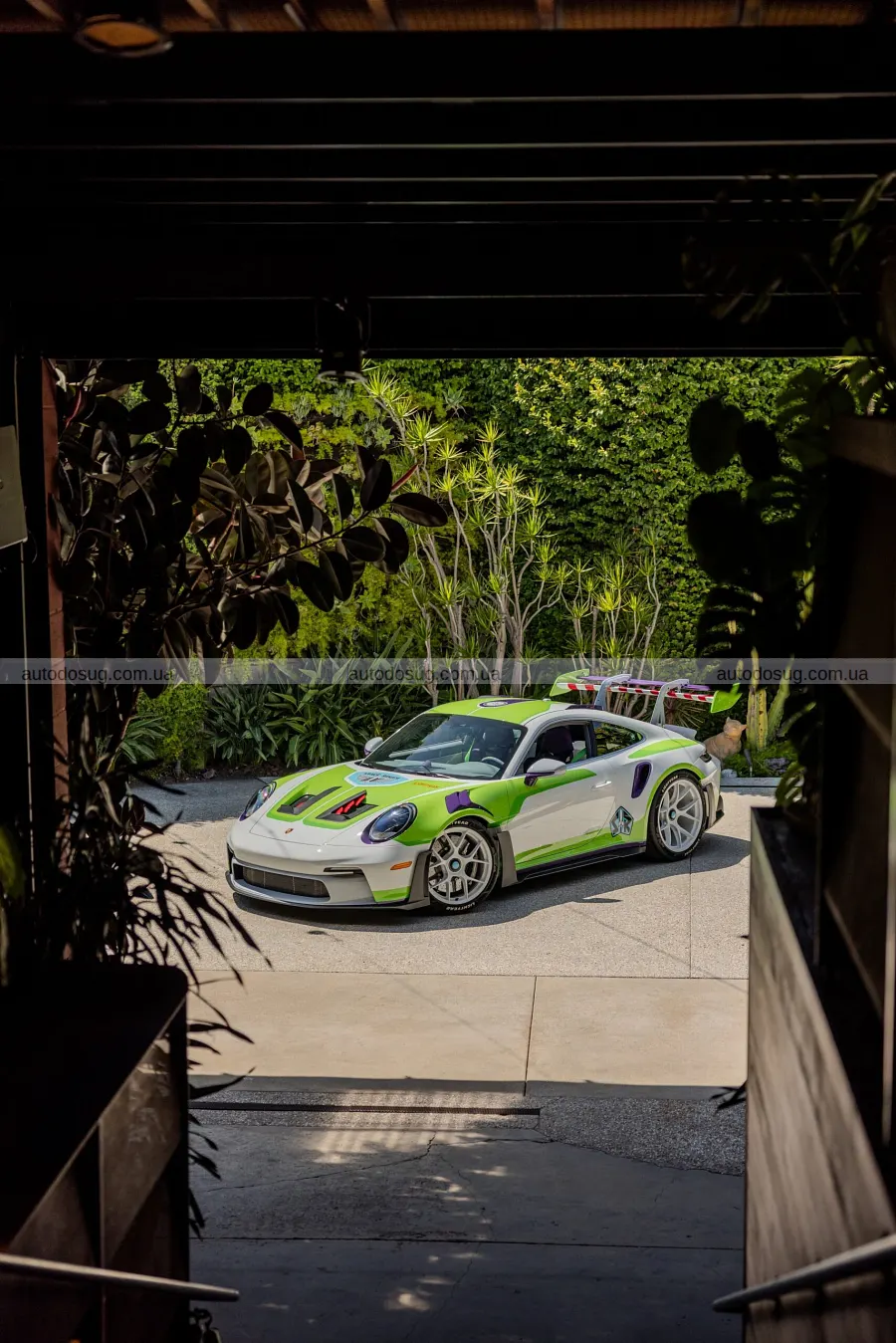 Porsche привезе на прем’єру три 911 з Toy Story 5