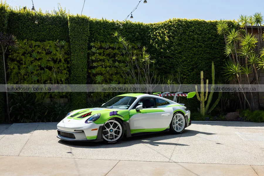 Porsche привезе на прем’єру три 911 з Toy Story 5