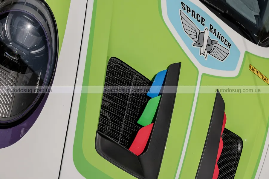 Porsche привезе на прем’єру три 911 з Toy Story 5