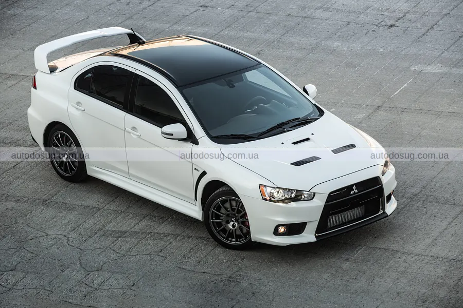 Повернення Lancer веде Mitsubishi до Nissan Sentra