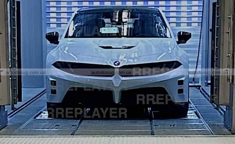 У Ле-Мані засвітився електричний BMW iM3