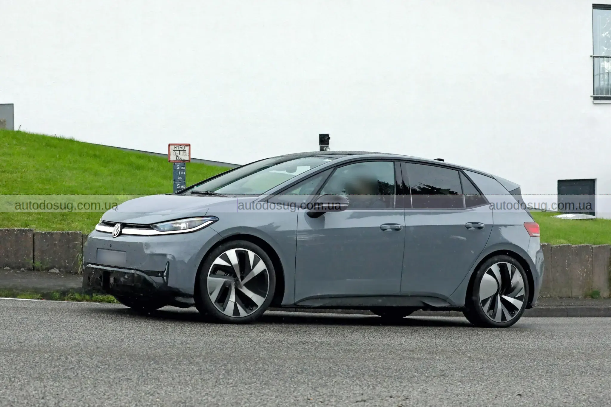 Volkswagen вивів на тести гарячий ID.3 Neo