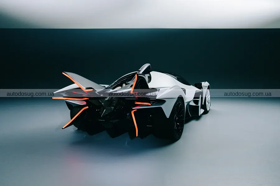 Apollo Evo привіз у Гудвуд Caribbean Dragon