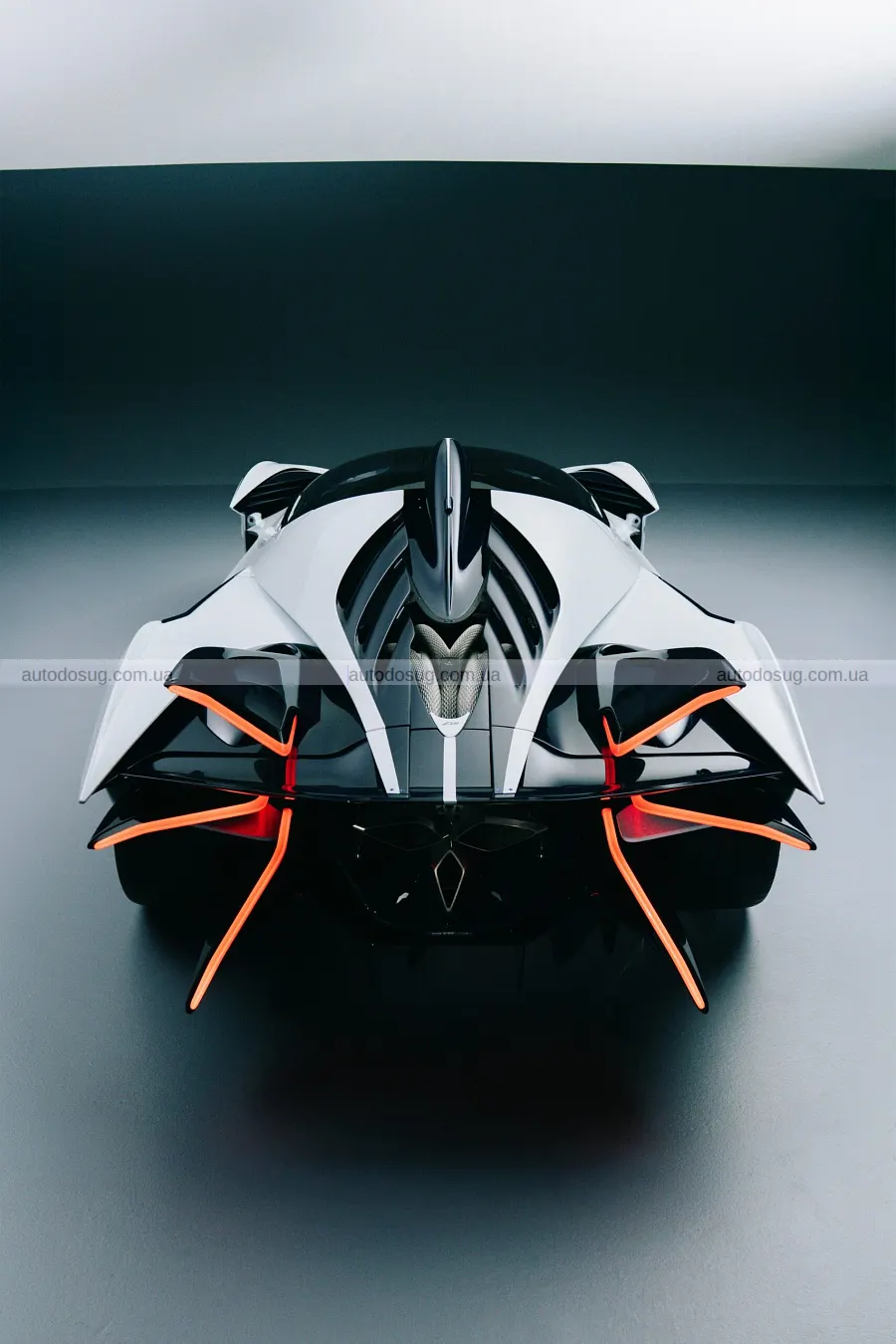 Apollo Evo привіз у Гудвуд Caribbean Dragon