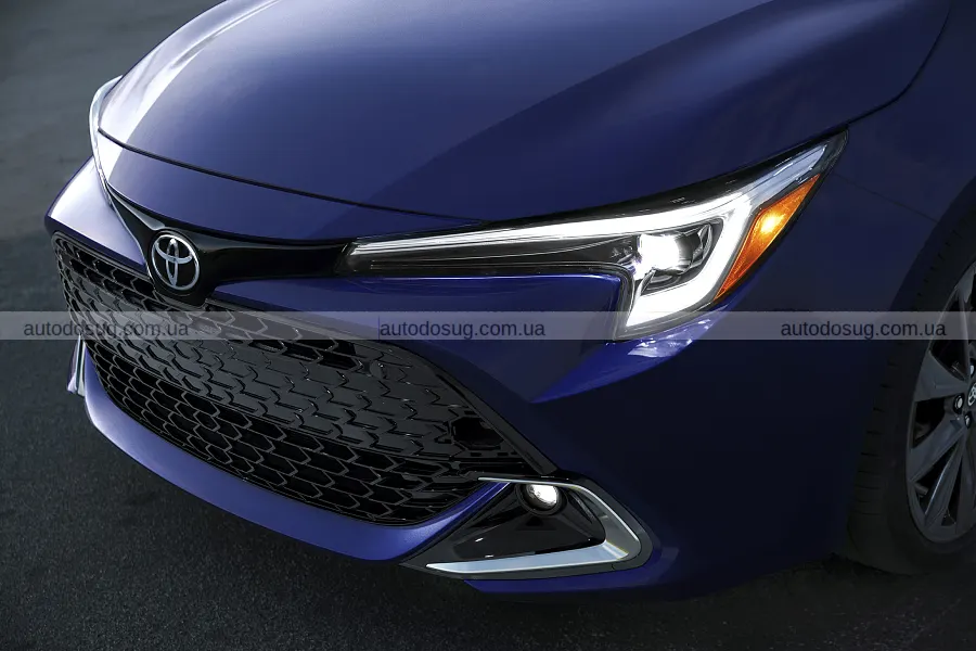 Corolla Hatchback 2027 оновив салон і втратив FX