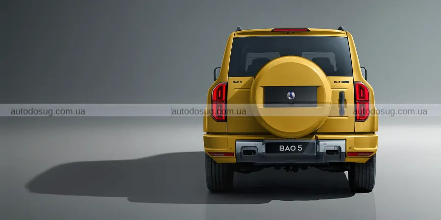 Denza Bao 5 приїхав у Британію з ціною Defender