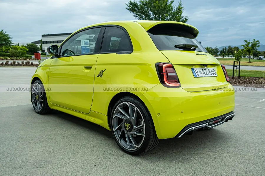 Fiat згортає 500e в Австралії після провальних продажів