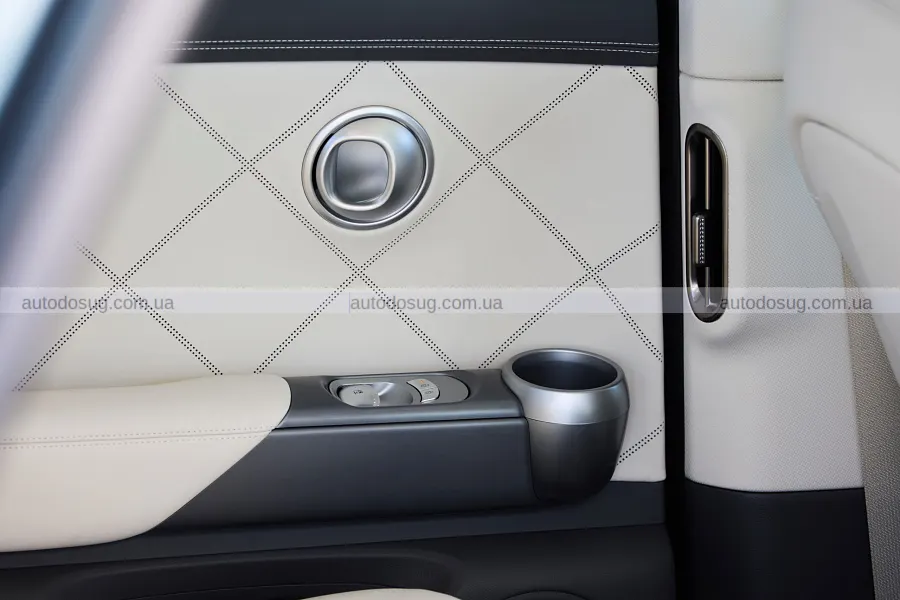 Genesis GV60 оновився і став дешевшим