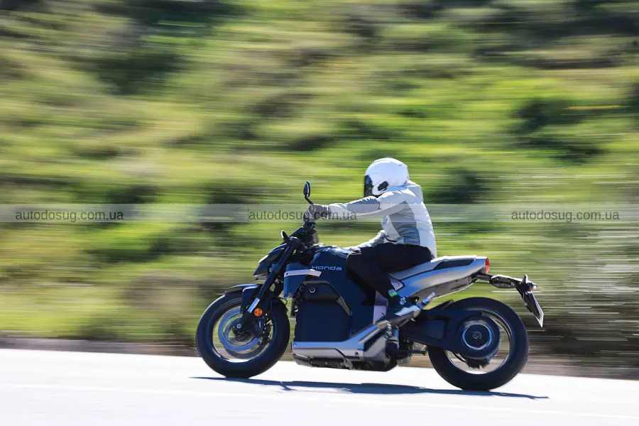 Honda привезла WN7 до Європи і підтиснула LiveWire