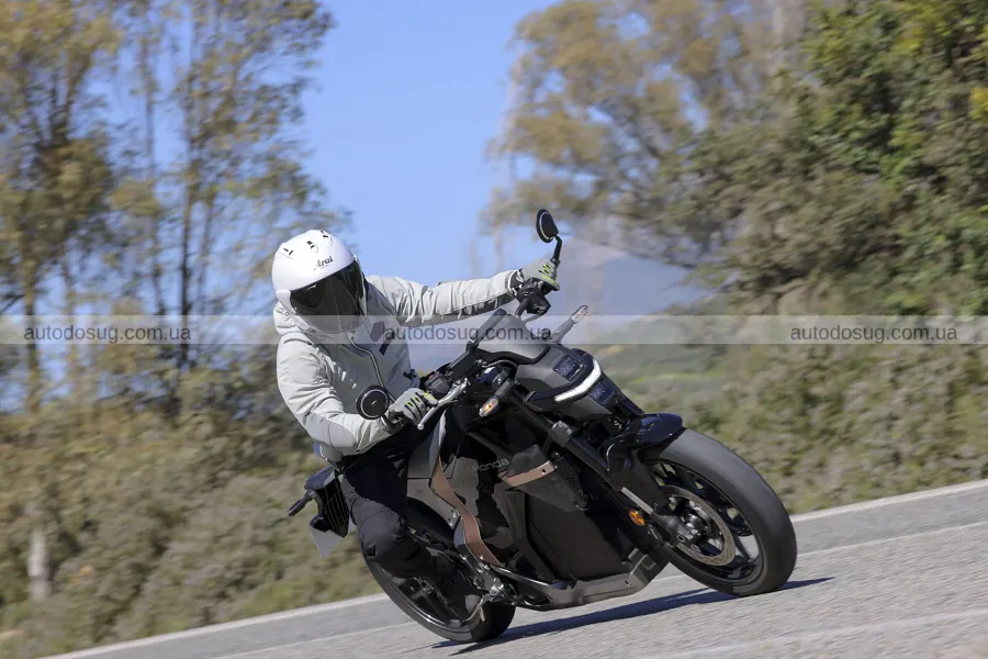 Honda привезла WN7 до Європи і підтиснула LiveWire