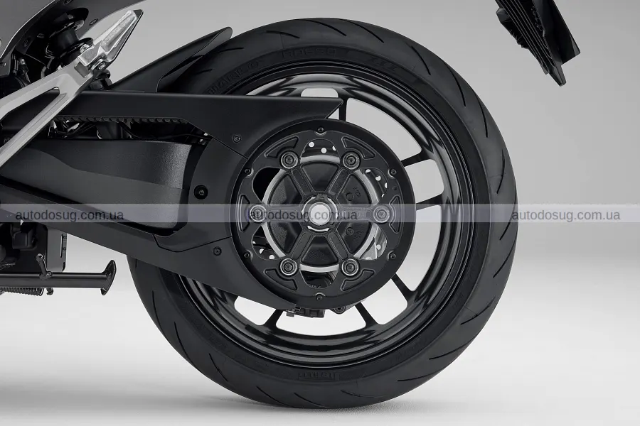 Honda привезла WN7 до Європи і підтиснула LiveWire
