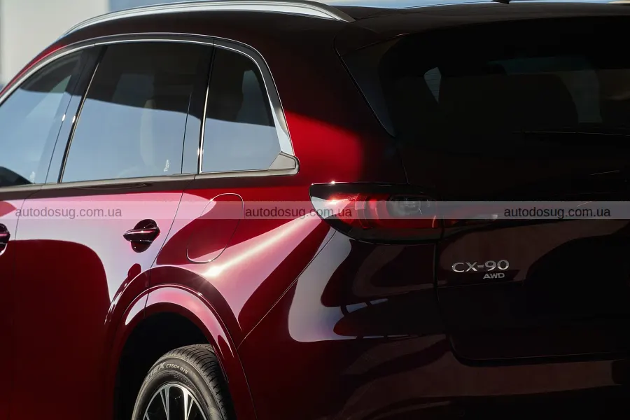 Mazda CX-90 випередив Charger R/T у топ-швидкості