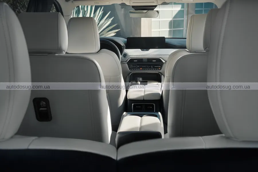 Mazda CX-90 випередив Charger R/T у топ-швидкості
