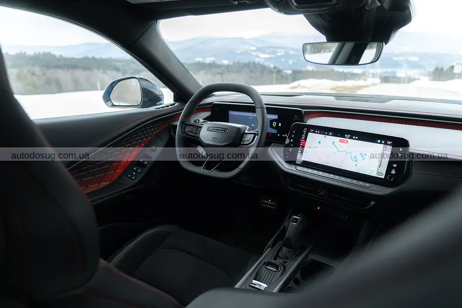 Mazda CX-90 випередив Charger R/T у топ-швидкості
