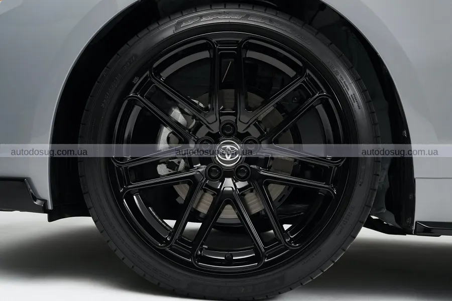 Назва Camry Apex підігріла інтерес до Toyota