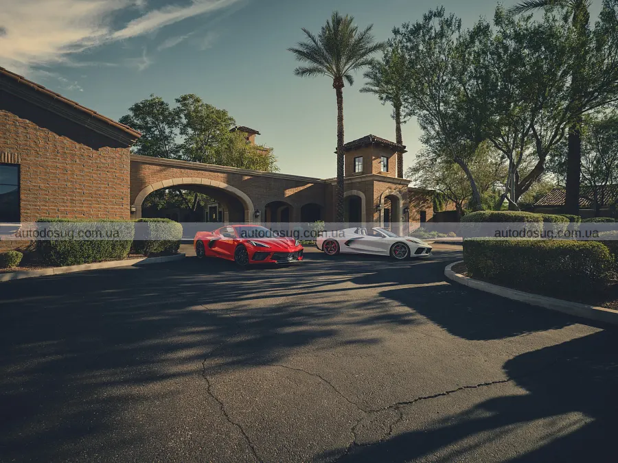 Новий Corvette Grand Sport стрімко наздоганяє Stingray
